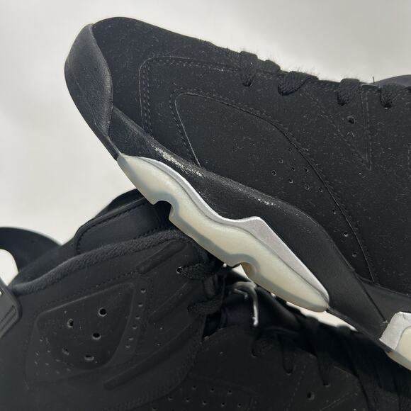Nike Air Jordan 6 Retro OG “Chrome/Black Silver”
